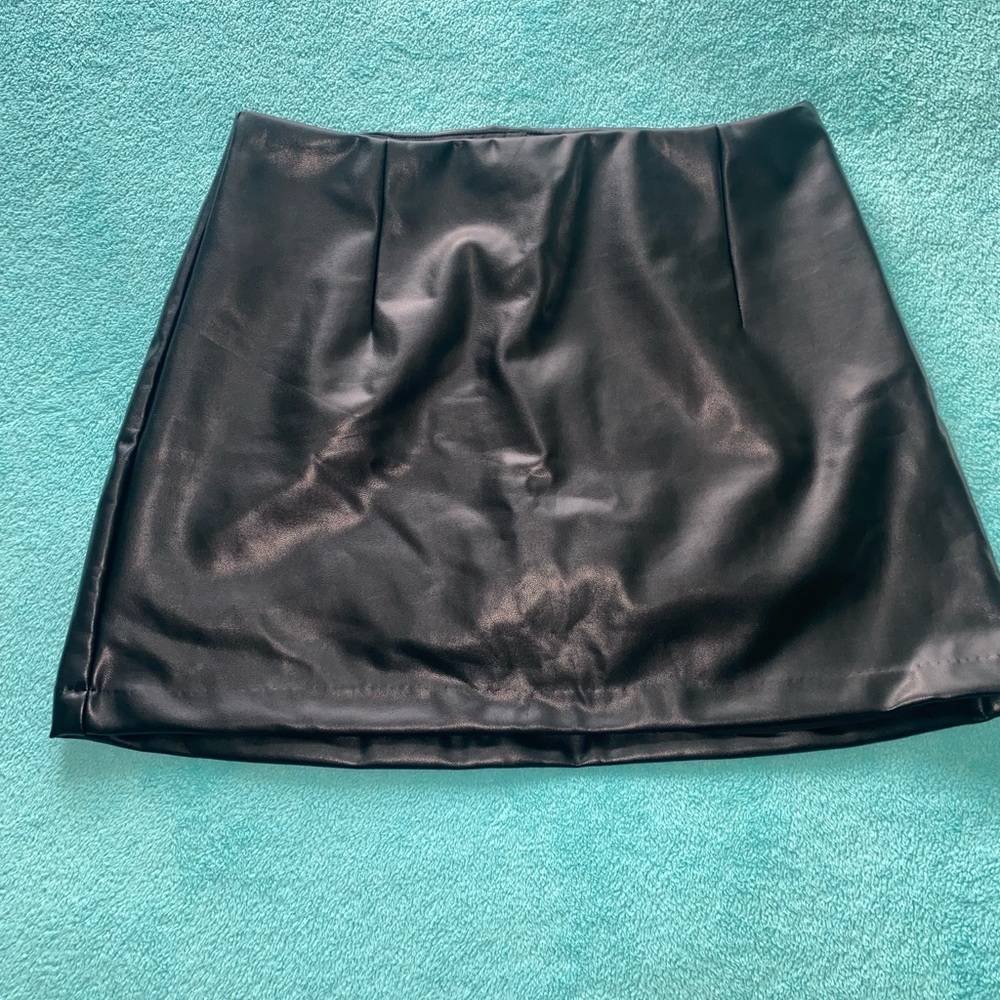 Abercrombie vegan leather skirt